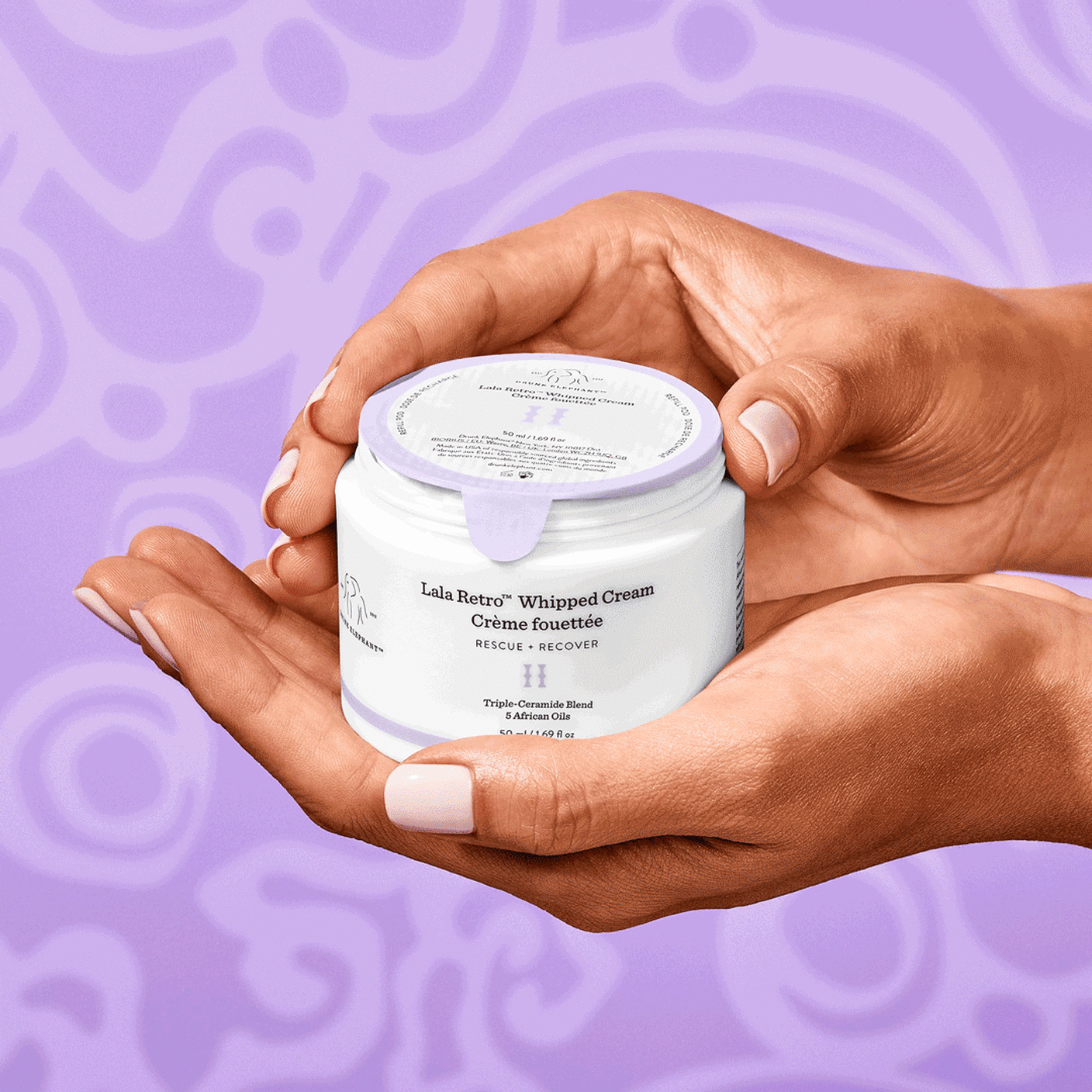 GIF of Lala Retro Cream 50ml getting refilled.