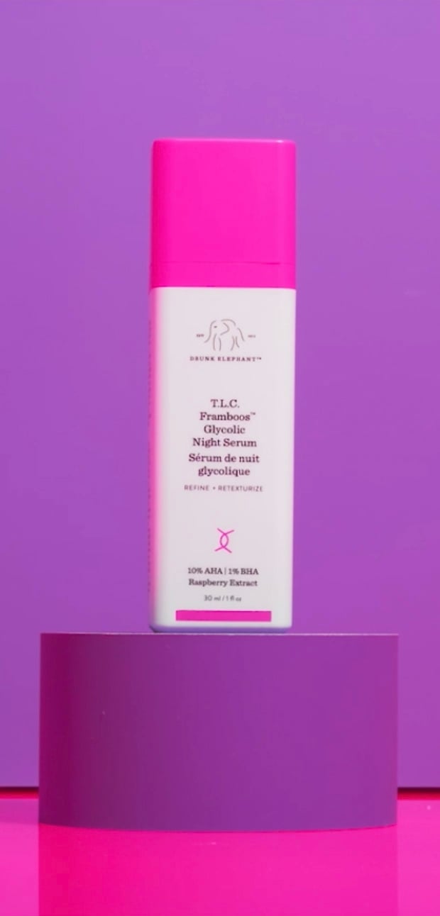 T.L.C. Framboos™ Glycolic Night Serum how to video Copy overlay: 